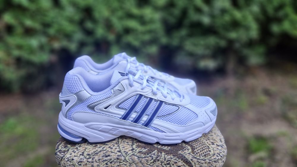 Кросівки Adidas Response.Розмір 42