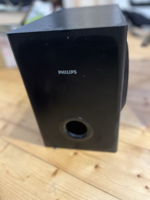 Philips zestaw audio 2.1 z odtwarzaczem CD + subwoofer