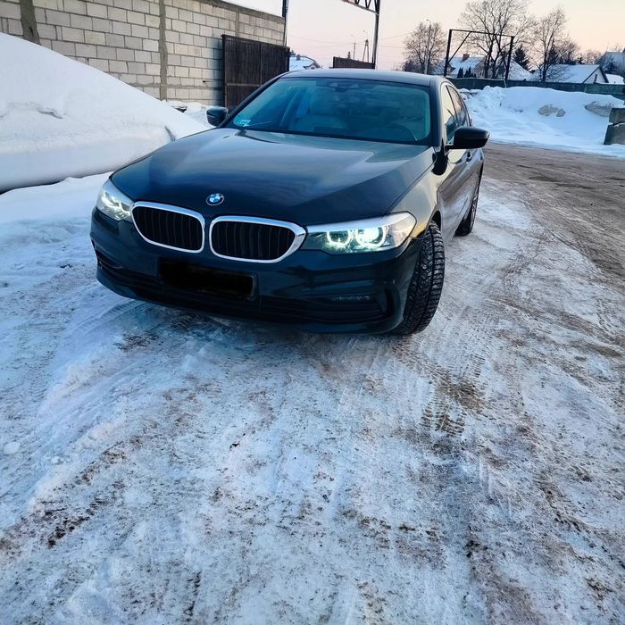 BMW Seria 5 BMW G30 518d Sport Line