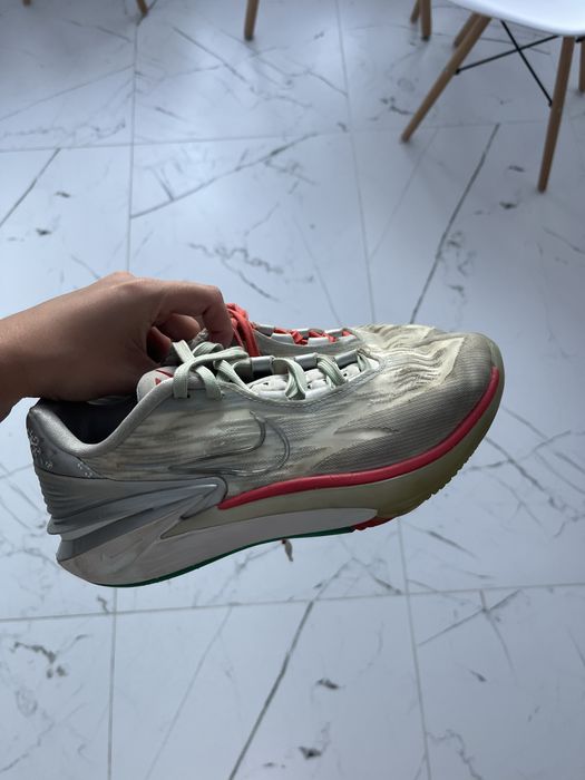 баскетбольні кросівки nike GT cut 40 розмір