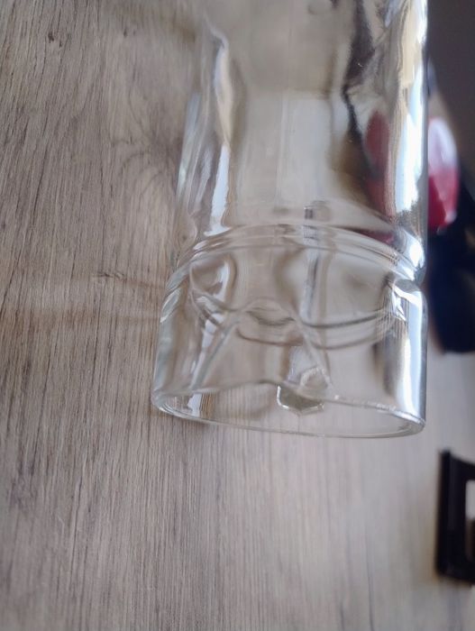 Mlecznik szklany wysokość 13 cm