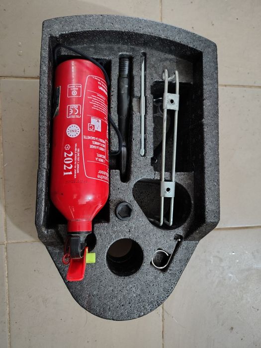 Органайзер Passat b8