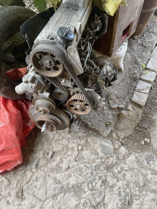 Мотор BMW e30 2.4дізель