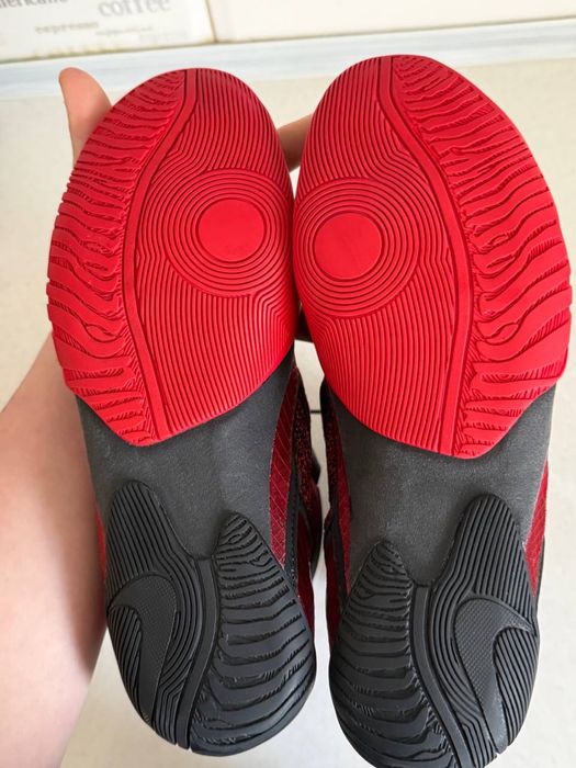 Продам боксерки nike hyperko2