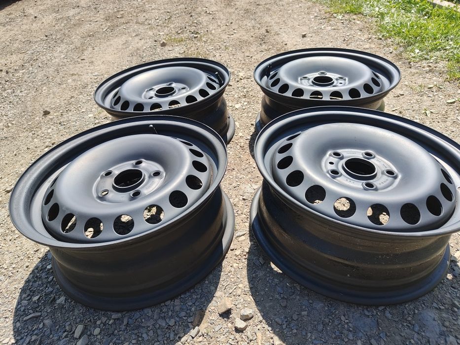 Продам оригінальні сталеві диски 5х112 r15,в ідеальному стані з Європи