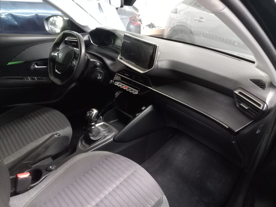 Peugeot 208 Allure 1.2  2024