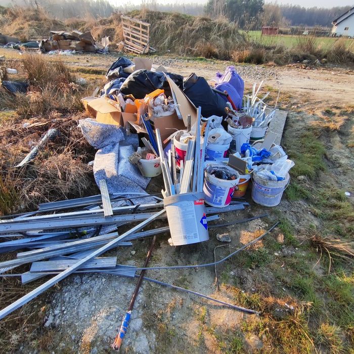 Utylizacja mebli Wywóz papy Wywóz gruzu Oczyszczanie Piwnicy garaży