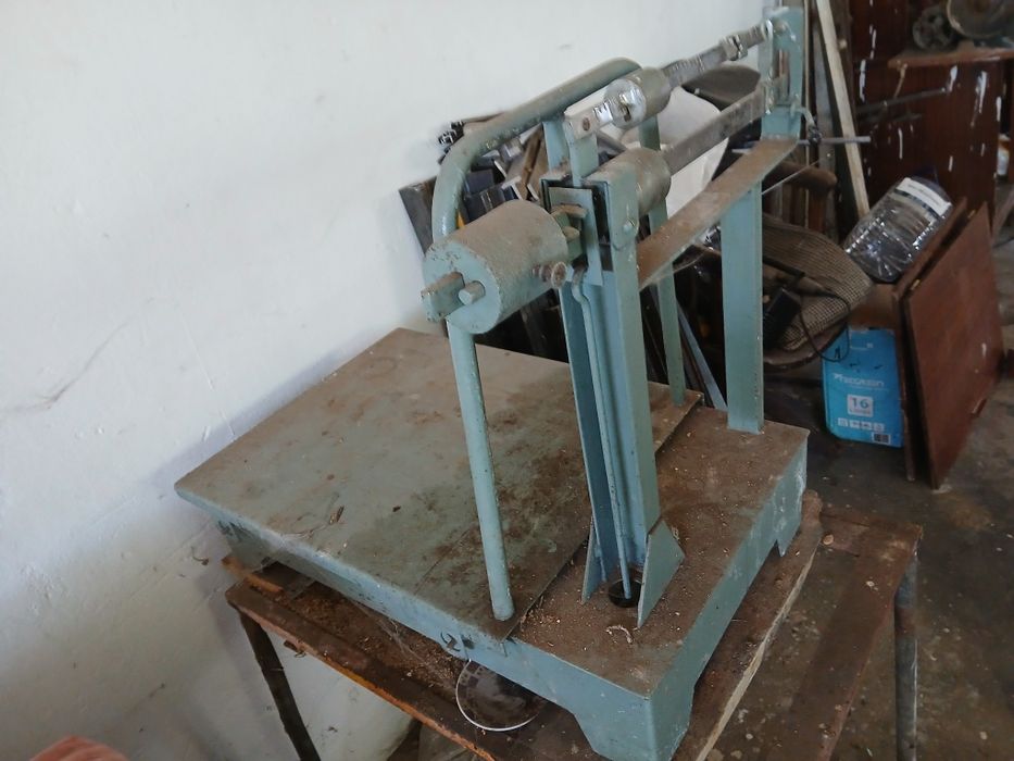 balança comercial metálica