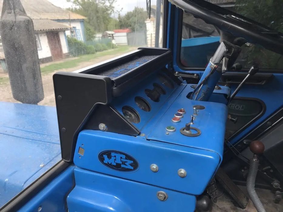 Полиця панелі МТЗ