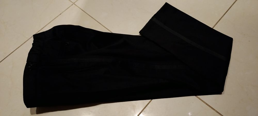 Spodnie czarne smokingowe 176/84pas