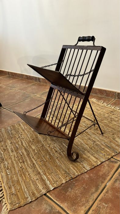 Suporte Revistas / Jornais em Ferro Vintage