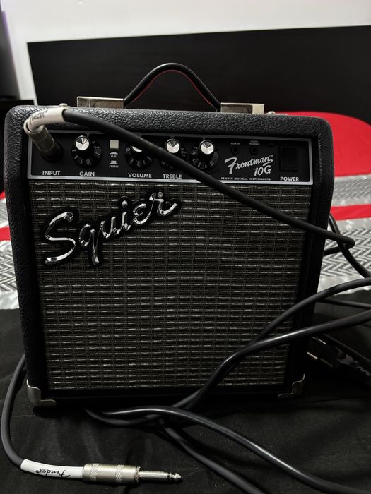 Pack Guitarra Elétrica Sonic Stratocaster 2TS 10G Squier (Fender)