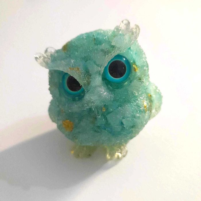 Corujas de Resina em pedra semipreciosas