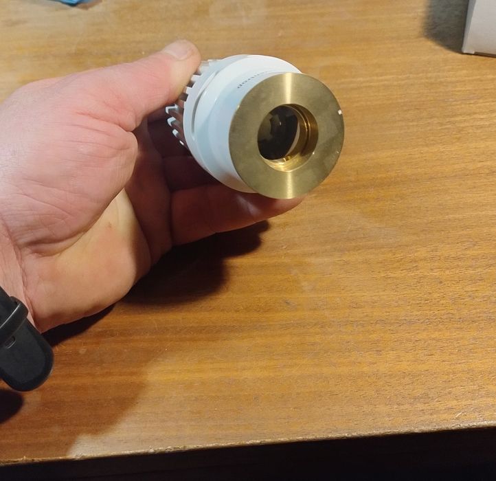 Głowica termostatyczna Oventrop Uni LDB M30x1,5 – nowe – 26 szt