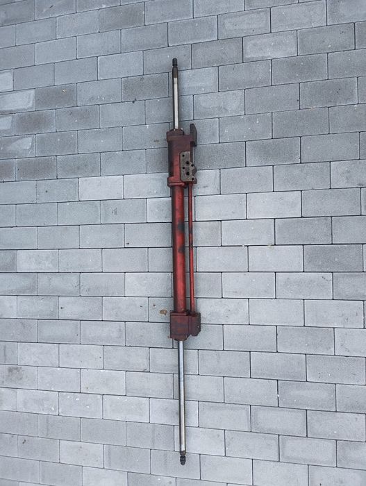 Siłownik posuwu wzdłużnego Jotes spc 20