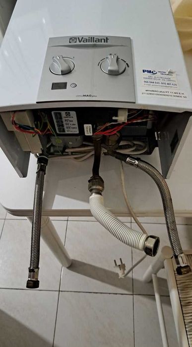 Esquentador Vaillant inteligente como novo pouco utilizado  150€