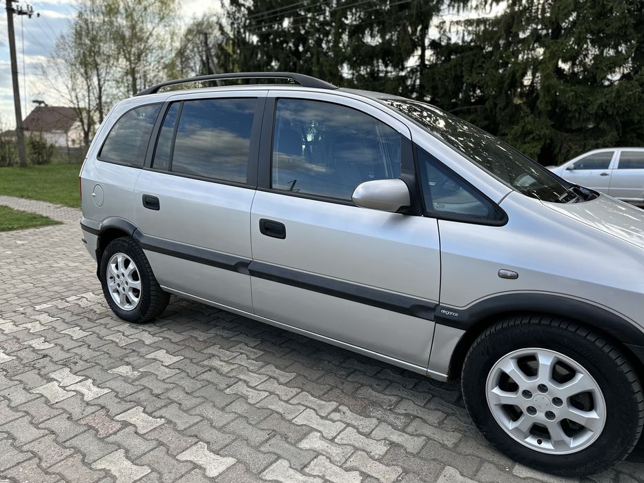 Opel Zafira 2.0 Дизель