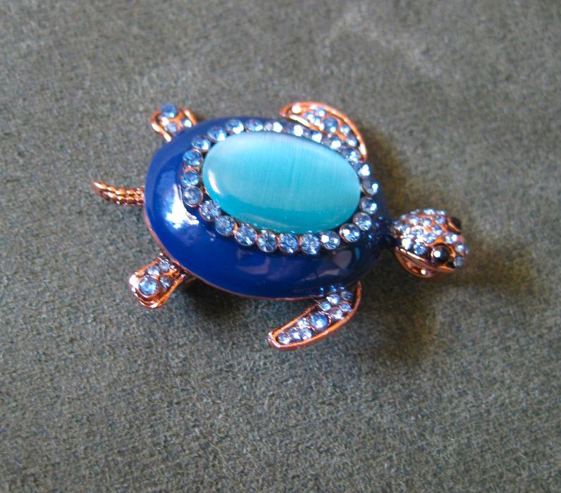 Alfinete / Broche / Pregadeira Tartaruga Azul NOVO