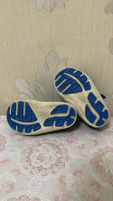 Nike дитяче взуття
