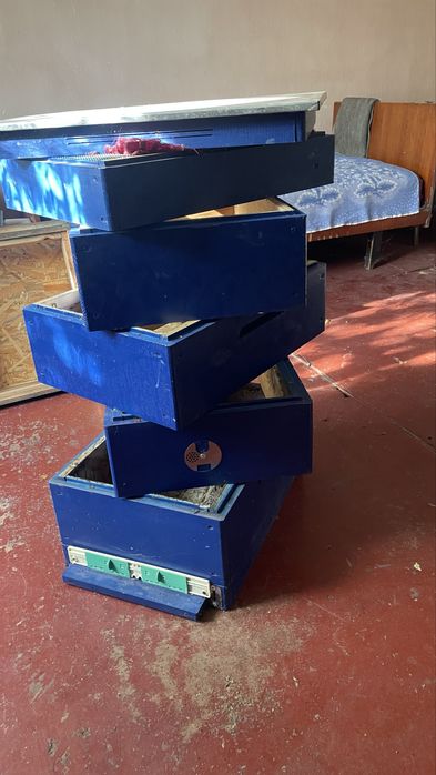 Продаи пчелинье улья