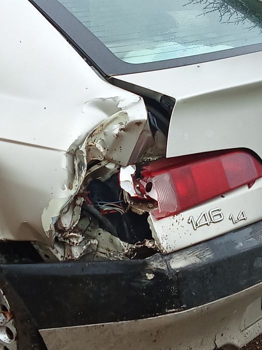 Automóvel com motor na perfeição...