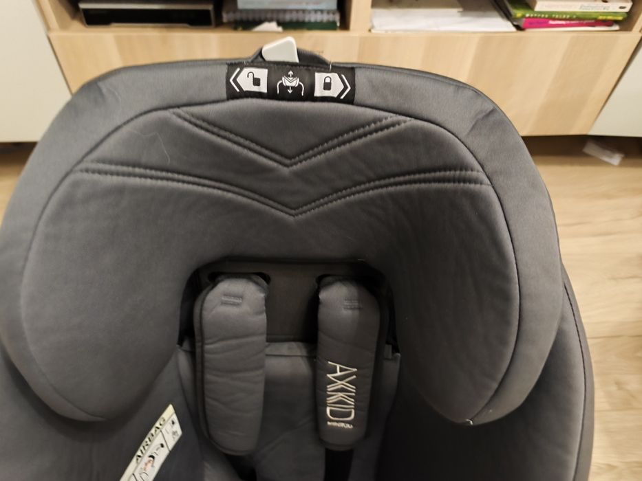 Fotelik Axkid Minikid 9-25 kg