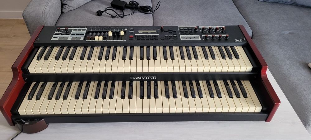 Sprzedam organy Hammond sk2sk2