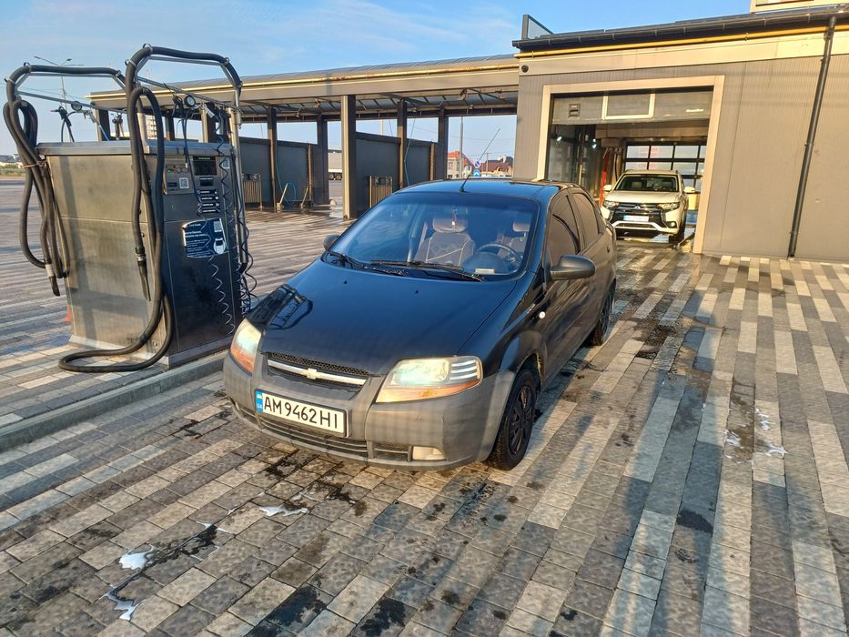 Продаю авто Chevrolet Aveo