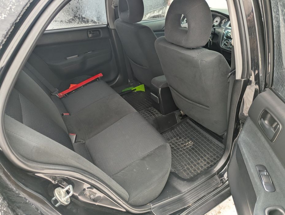 Mitsubishi lancer 9 1.6 після ДТП