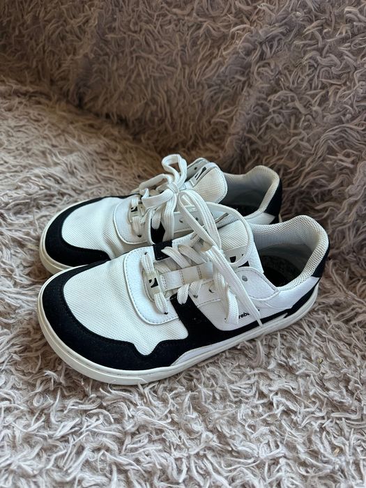 Босоноге анатомічне взуття Barebarics