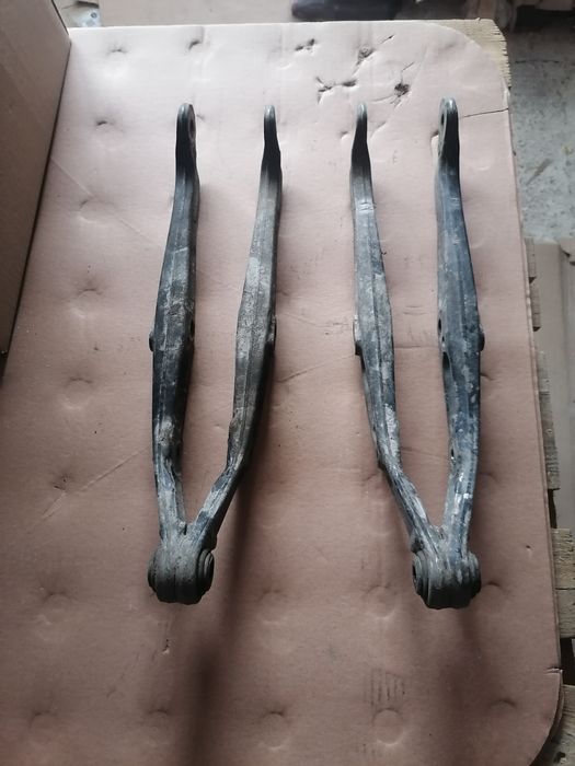 Задние рычаги на мерседес е211