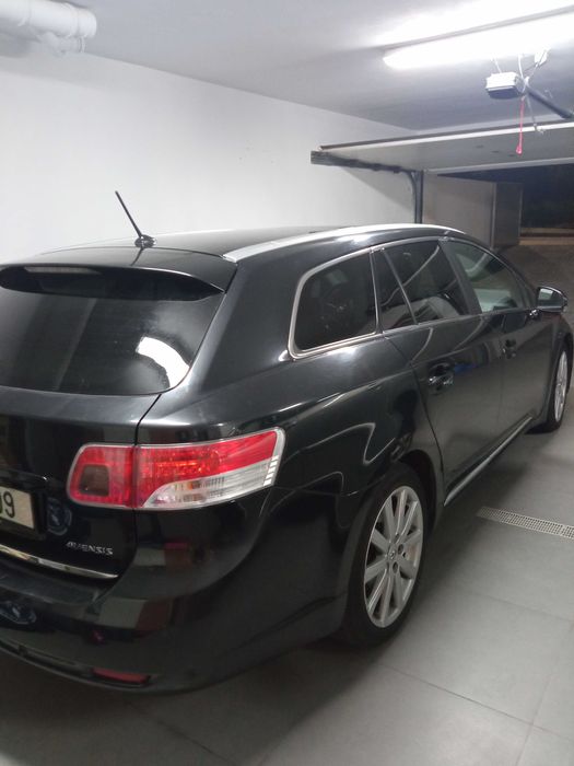 Toyota Avensis 2.2 150cv