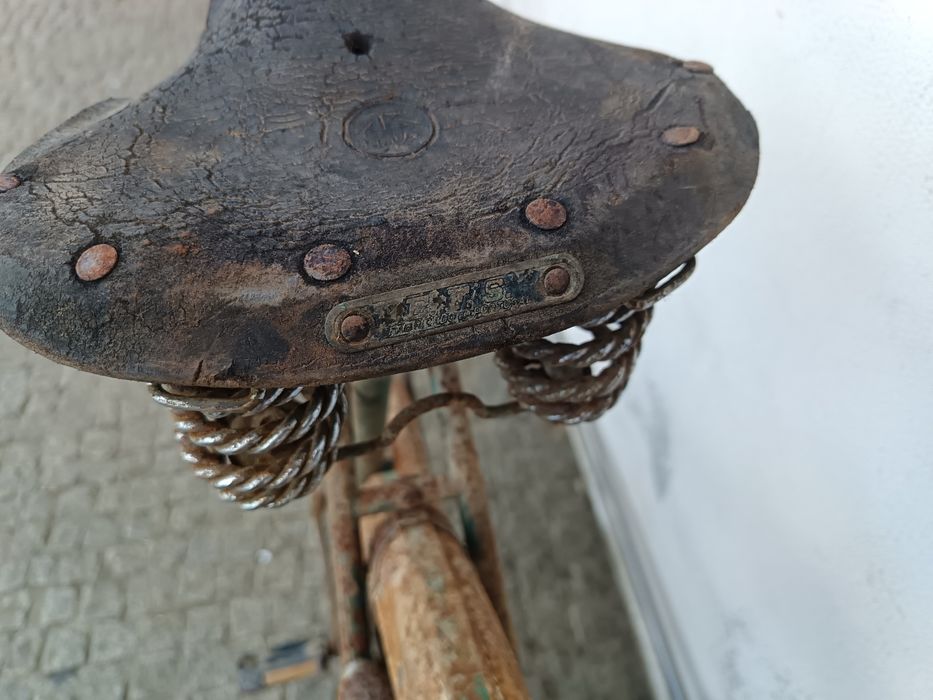 Bicicleta antiga pasteleira travão de alavanca