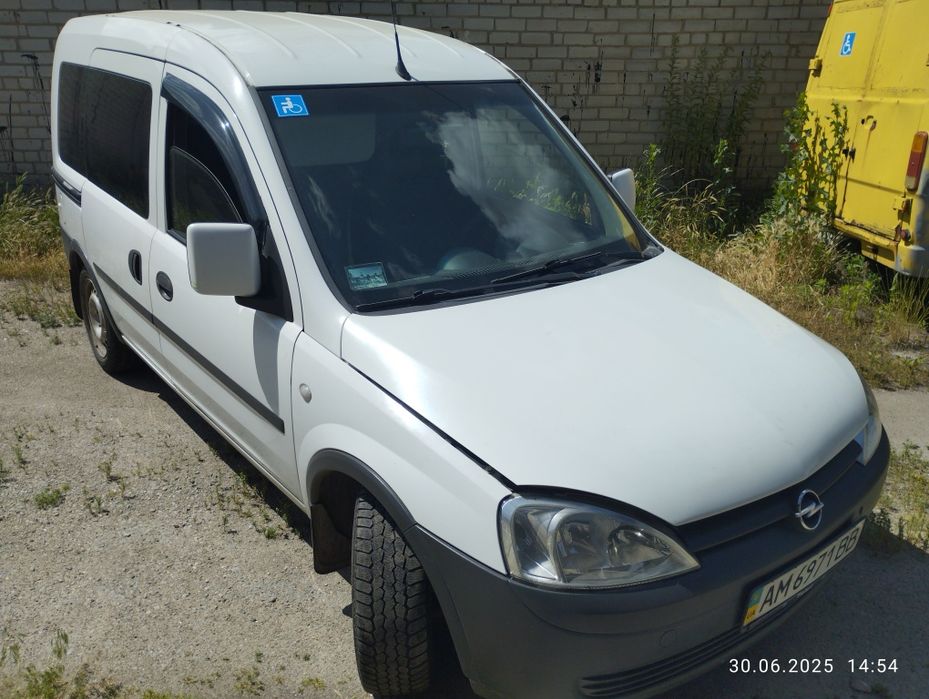 Продам Opel Combo