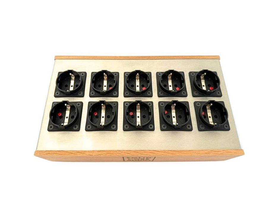 Listwa zasilająca Solid Core Audio Purist x10