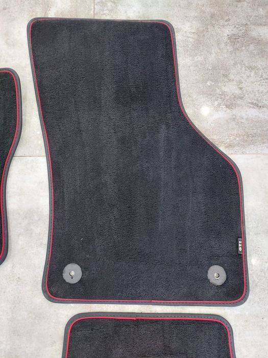 VW Golf VII GT dywaniki welurowe