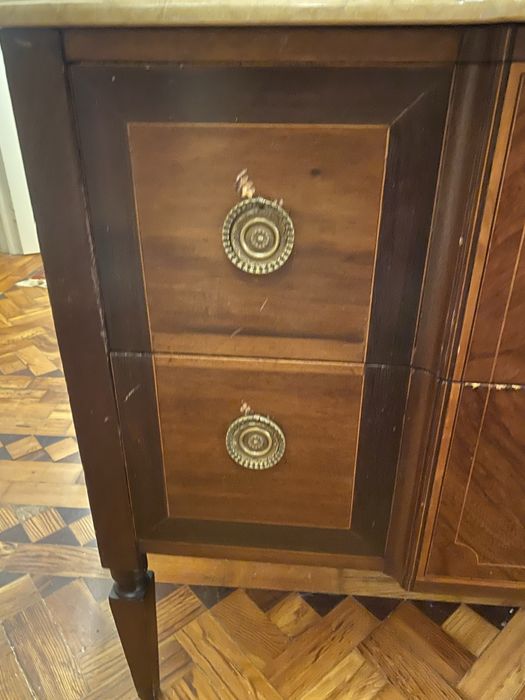 Cómoda mogno 2 gavetas tradicional