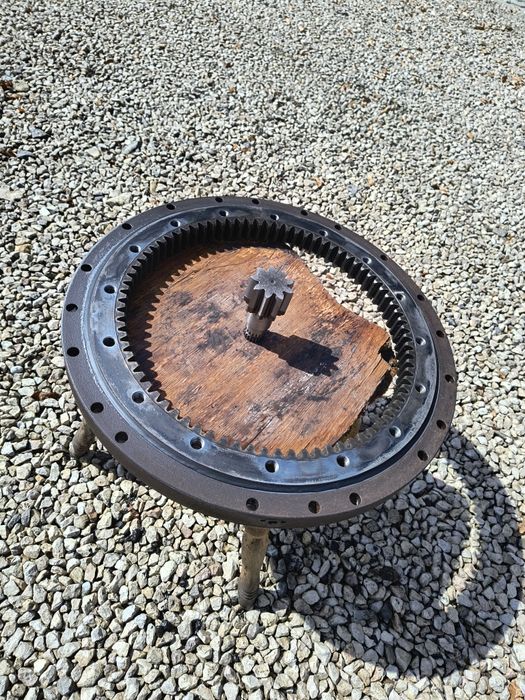 Wieniec łożysko obrotu Kubota kx61-3  kx71-3