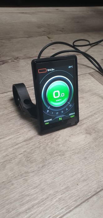 Комплект Kunteng: контроллер 48V 30A + цветной дисплей + ручка газа (новый)
9702
1