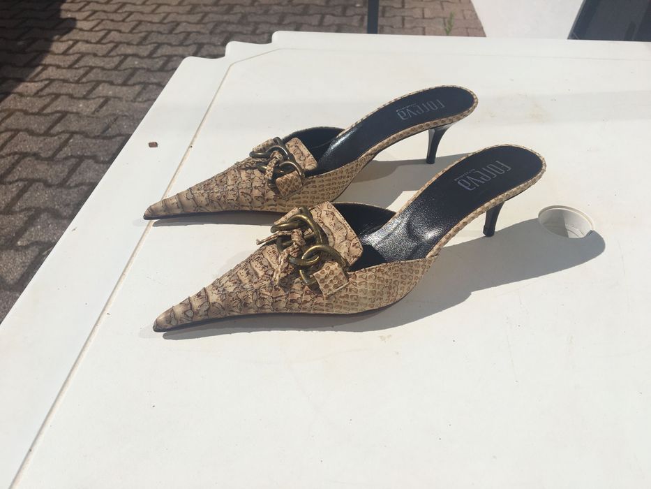 Sapatos de senhora