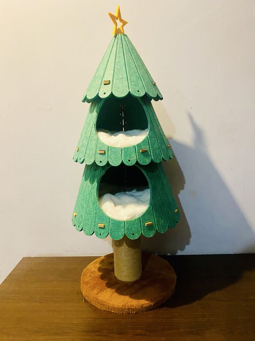 Drapak śeiąteczny choinka  dla kota