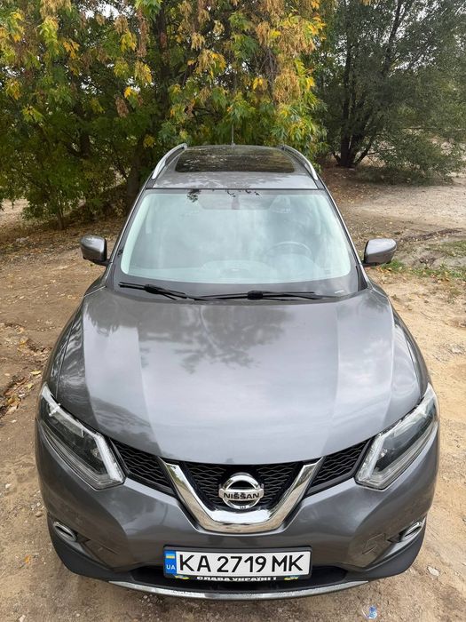 Продам Nissan  Rogue 2015 год