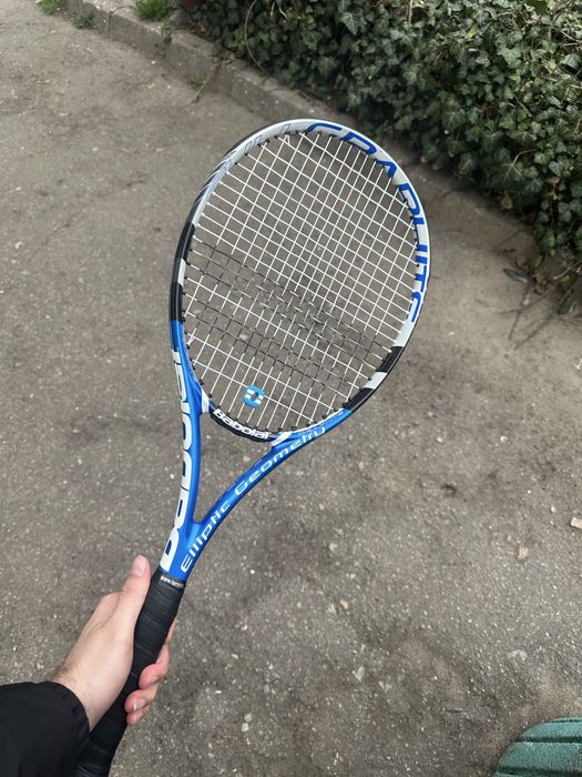 Продам ракетку Babolat