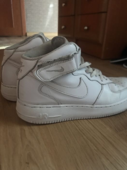 Nike AIR FORCE 1 Mid