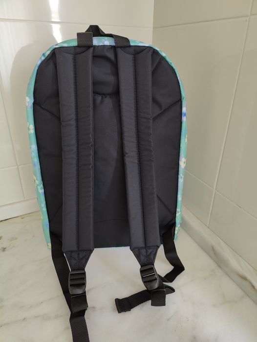 Mochila Eastpak NOVA