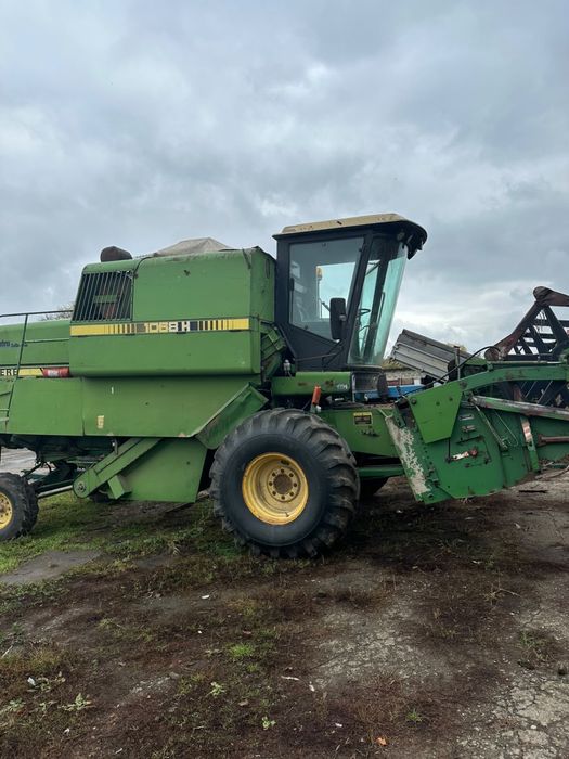 Комбайн John Deere
