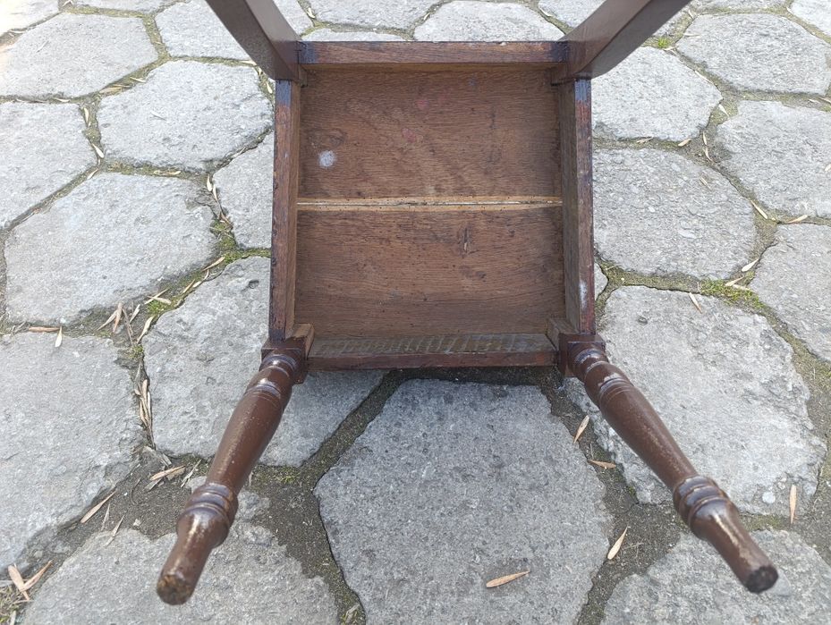 Krzesło drewniane antyk