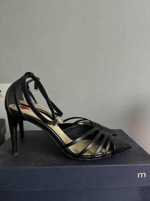 Szpilki Maccioni czarne r.38 jak nowe Venezia