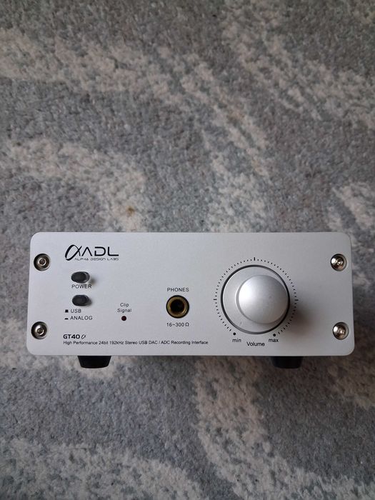GT-40  Furutech   DAC/Wzm słuchawkowy/PrePhono MM/MC