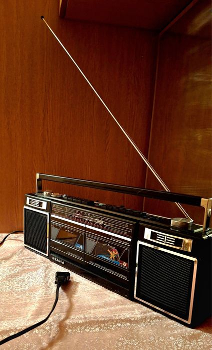 Sanyo M W1500K  двухкассетный магнитофон